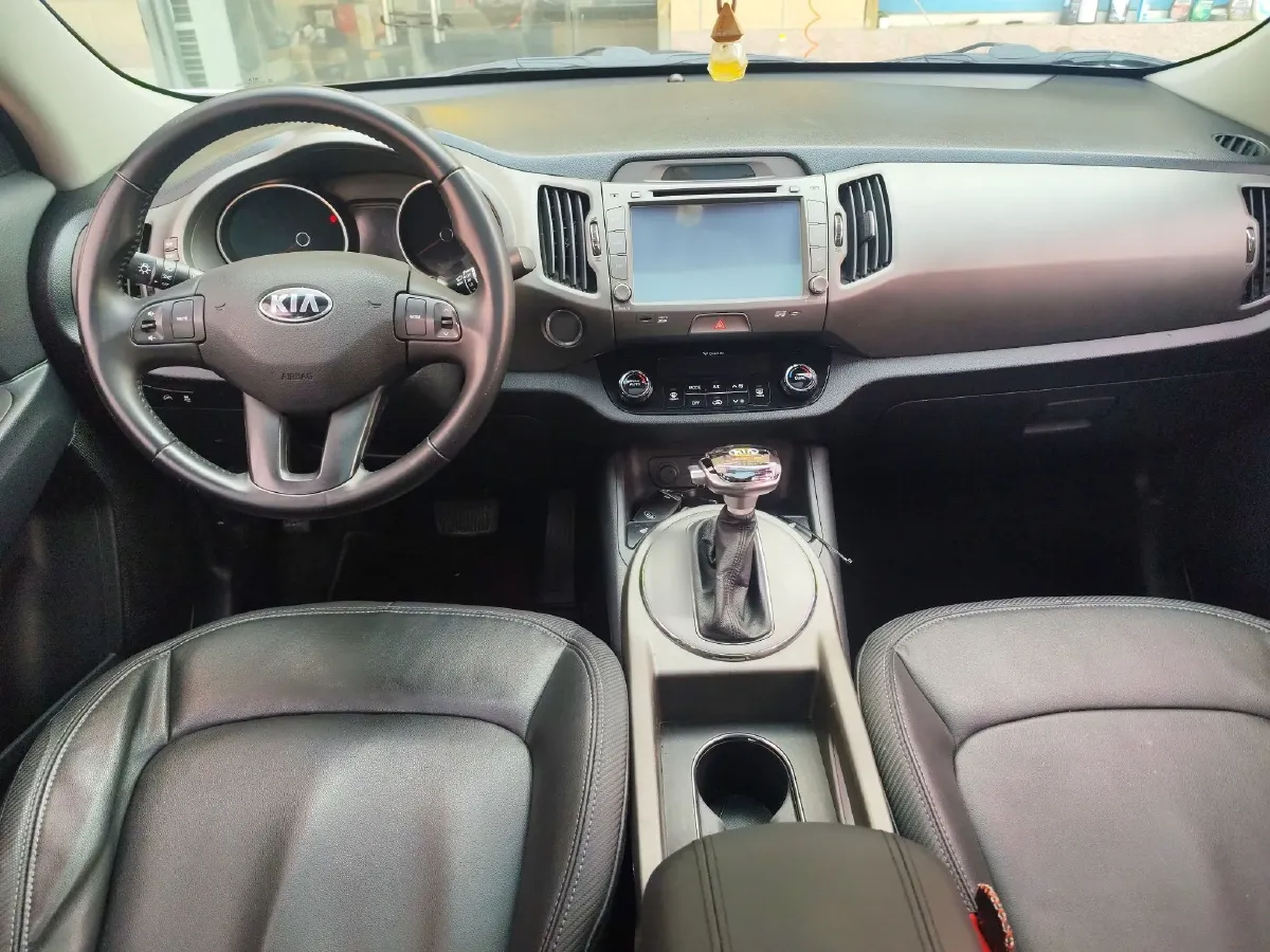 2015 Kia Sportage R 2.0L 165HP L4 6AT,autocango,china used car exporter,china ev exporter,chinese used car exporter,chinese used ev exporter
