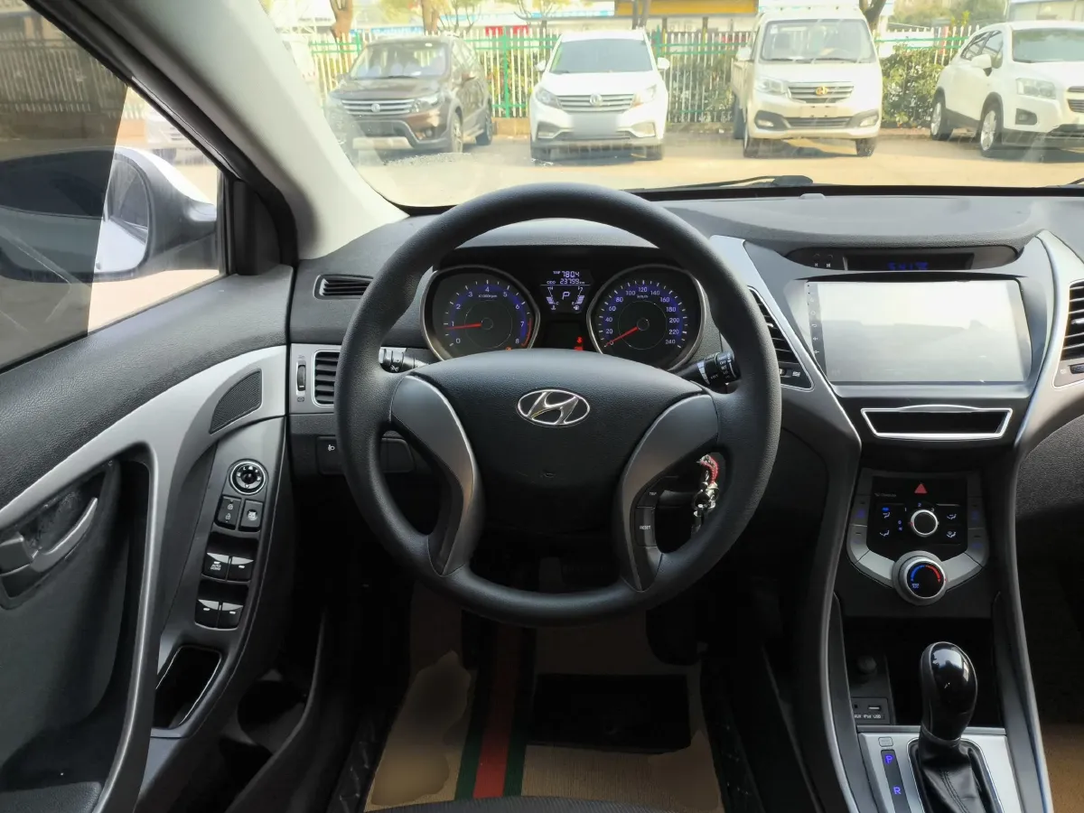 2016 Hyundai Elantra 1.6L 128HP L4 6AT,autocango,china used car exporter,china ev exporter,chinese used car exporter,chinese used ev exporter