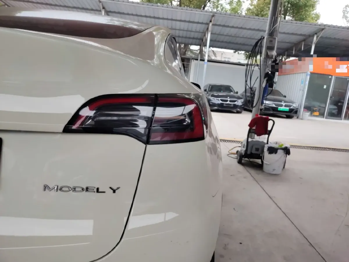 2024 Tesla Model Y BEV 78.4KWH,autocango,china used car exporter,china ev exporter,chinese used car exporter,chinese used ev exporter