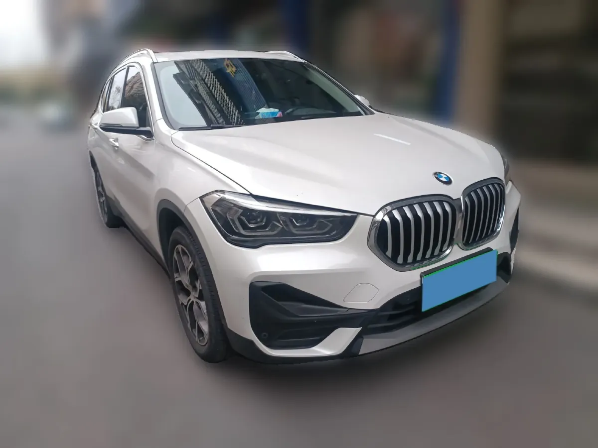2022 BMW X1 2.0T 192HP L4 7DCT,autocango,china used car exporter,china ev exporter,chinese used car exporter,chinese used ev exporter