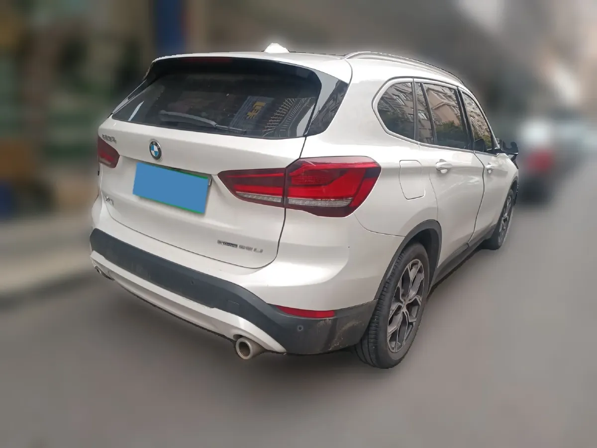 2022 BMW X1 2.0T 192HP L4 7DCT,autocango,china used car exporter,china ev exporter,chinese used car exporter,chinese used ev exporter