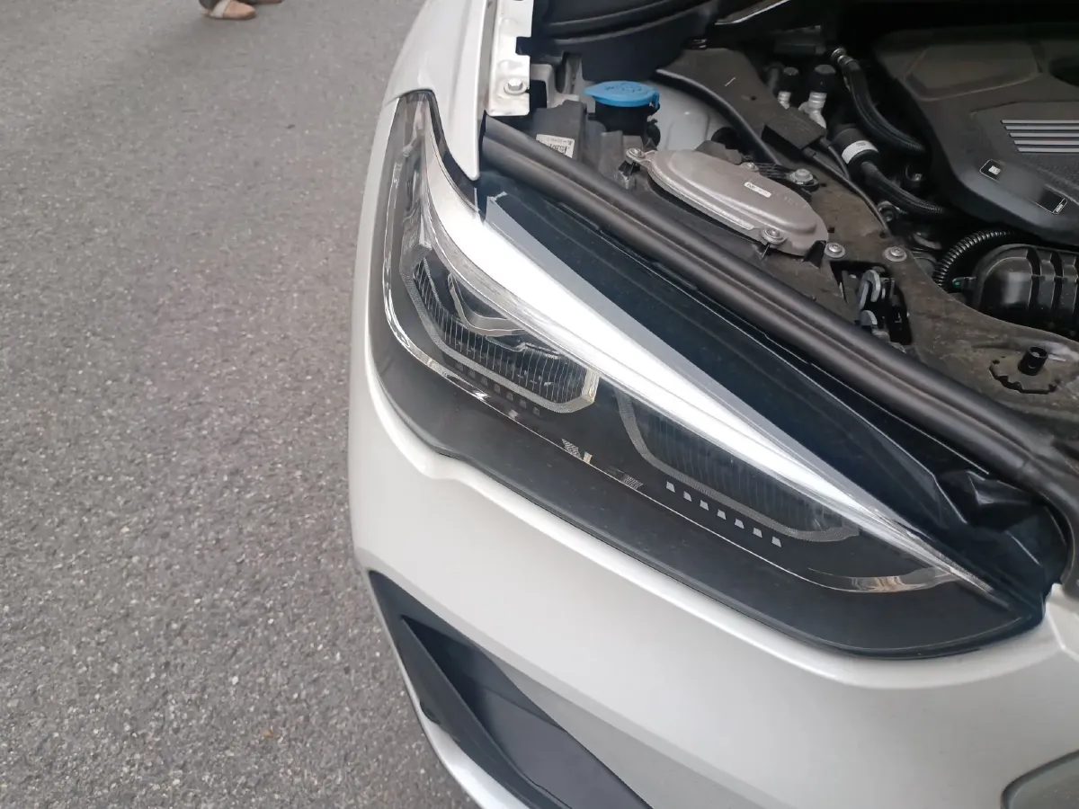 2022 BMW X1 2.0T 192HP L4 7DCT,autocango,china used car exporter,china ev exporter,chinese used car exporter,chinese used ev exporter