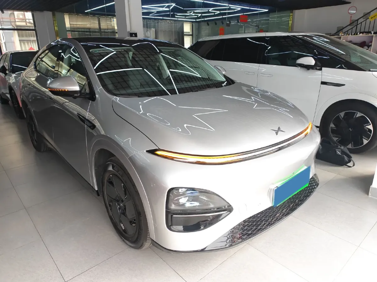 2025 Xpeng G6 BEV 68.5KWH,autocango,china used car exporter,china ev exporter,chinese used car exporter,chinese used ev exporter