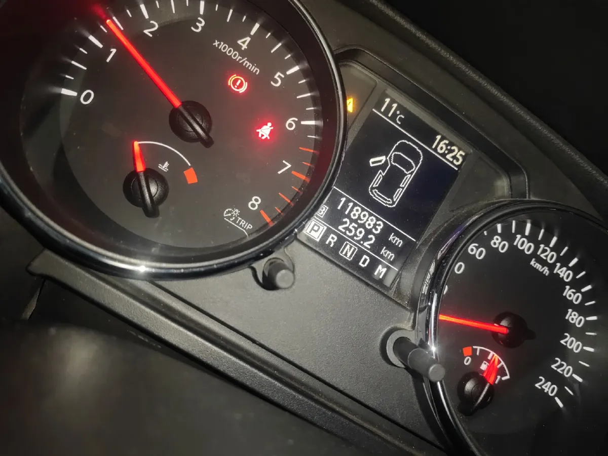 2011 Nissan Qashqai 2.0L 144HP L4 CVT,autocango,china used car exporter,china ev exporter,chinese used car exporter,chinese used ev exporter