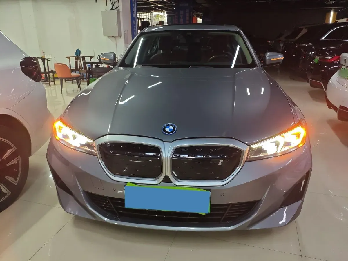 2022 BMW i3 BEV 70KWH,autocango,china used car exporter,china ev exporter,chinese used car exporter,chinese used ev exporter