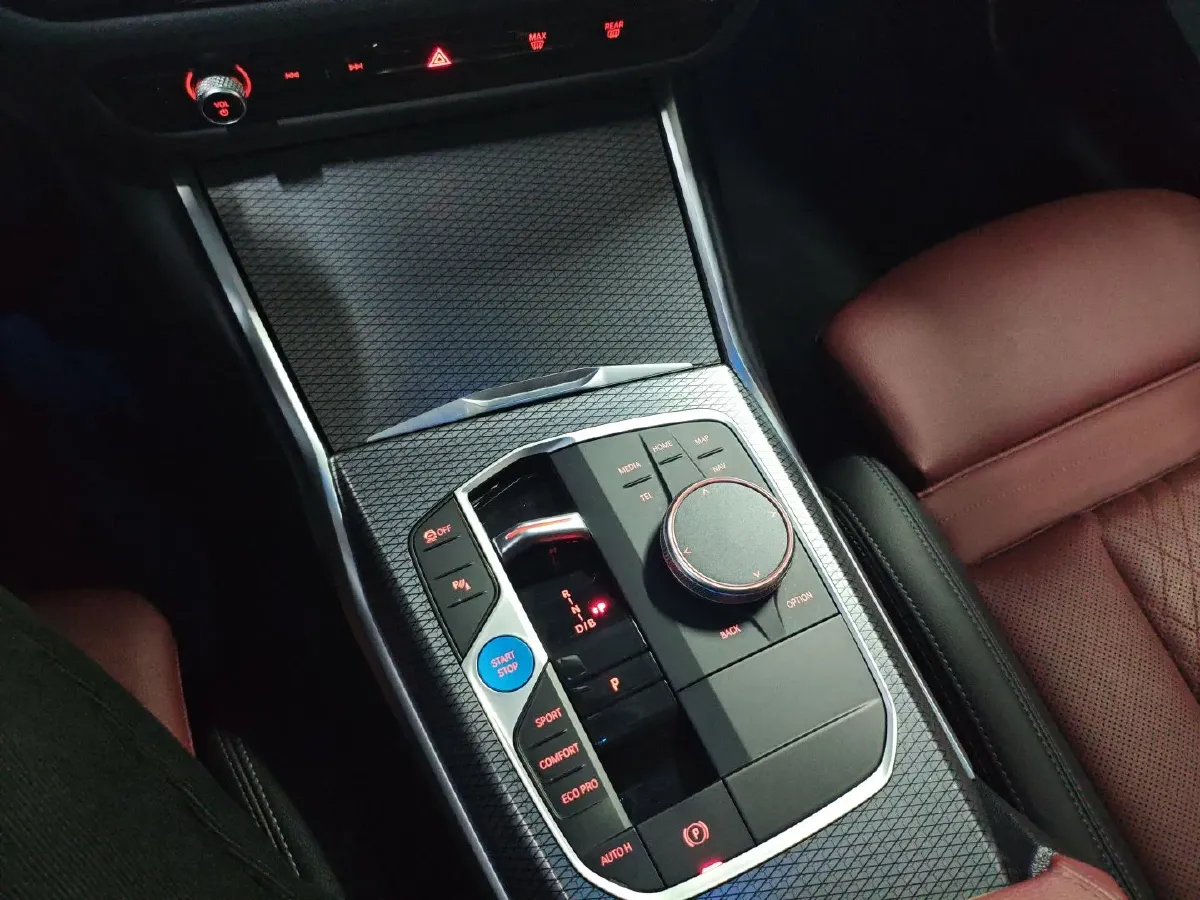 2022 BMW i3 BEV 70KWH,autocango,china used car exporter,china ev exporter,chinese used car exporter,chinese used ev exporter