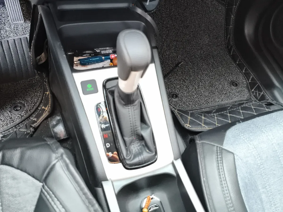 2021 Honda Fit 1.5L 131HP L4 CVT,autocango,china used car exporter,china ev exporter,chinese used car exporter,chinese used ev exporter