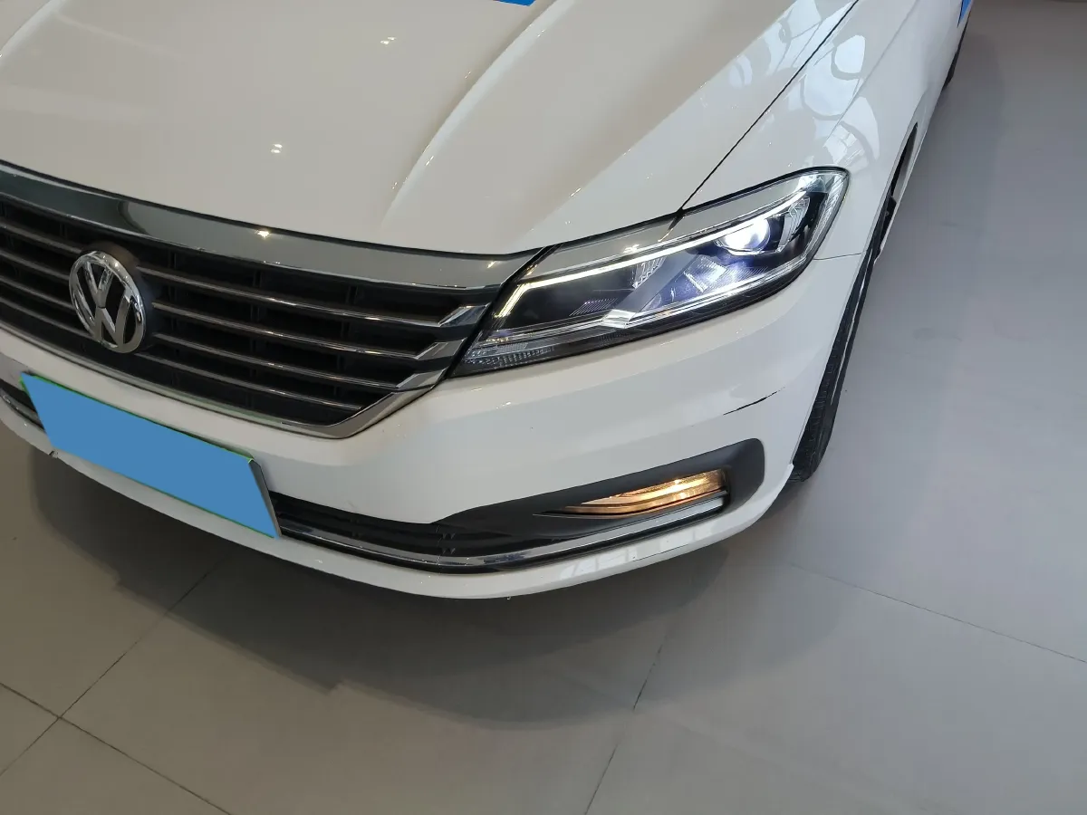 2019 Volkswagen T-Cross 1.4T 150HP L4 7DCT,autocango,china used car exporter,china ev exporter,chinese used car exporter,chinese used ev exporter