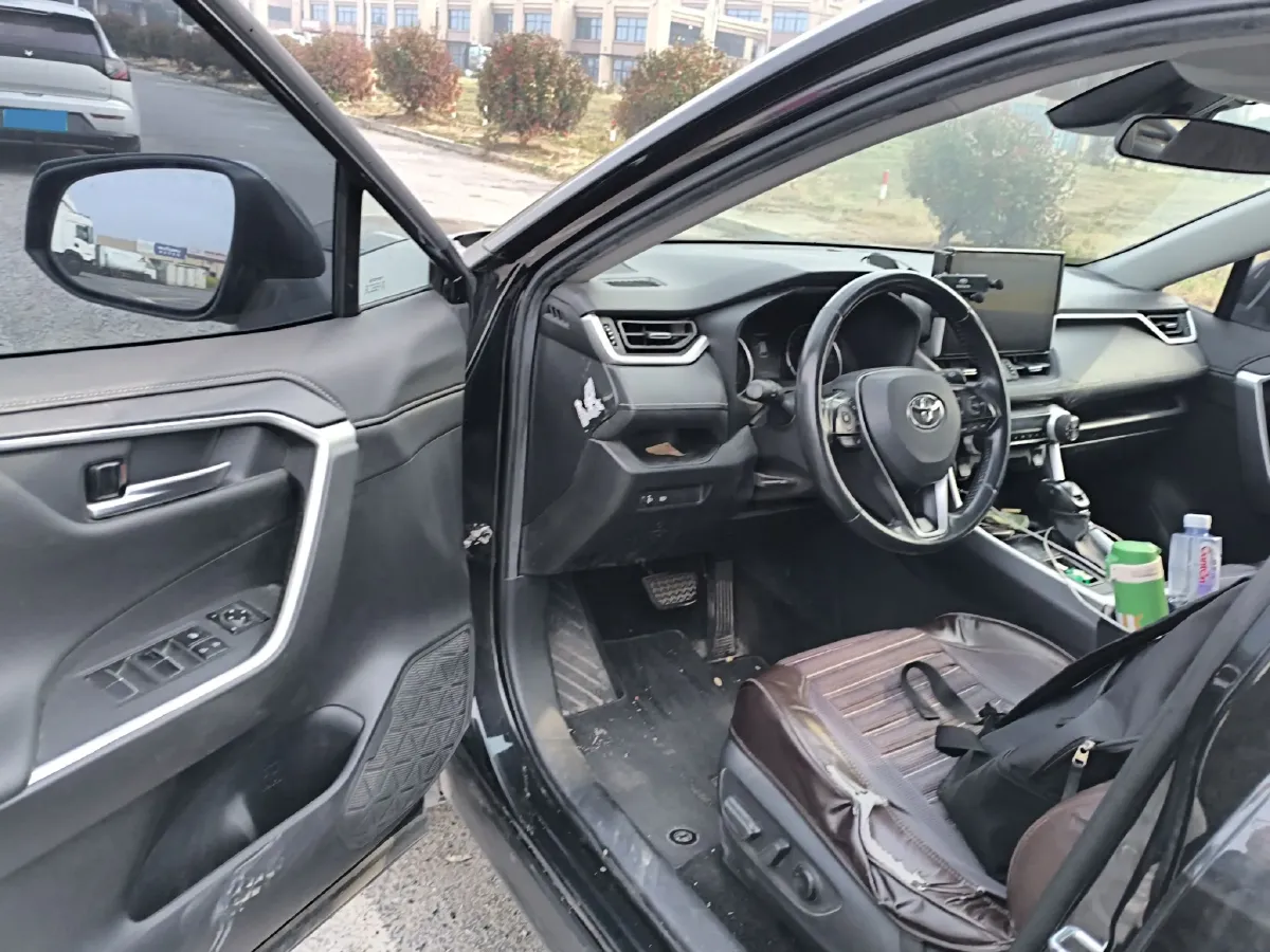 2022 Toyota Wildlander 2.0L 171HP L4 CVT,autocango,china used car exporter,china ev exporter,chinese used car exporter,chinese used ev exporter