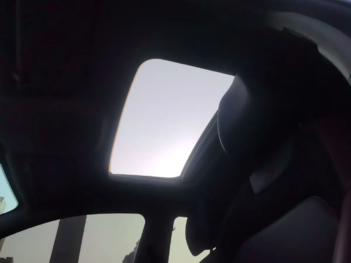 2021 Geely Coolray 1.4T 141HP L4 6DCT,autocango,china used car exporter,china ev exporter,chinese used car exporter,chinese used ev exporter