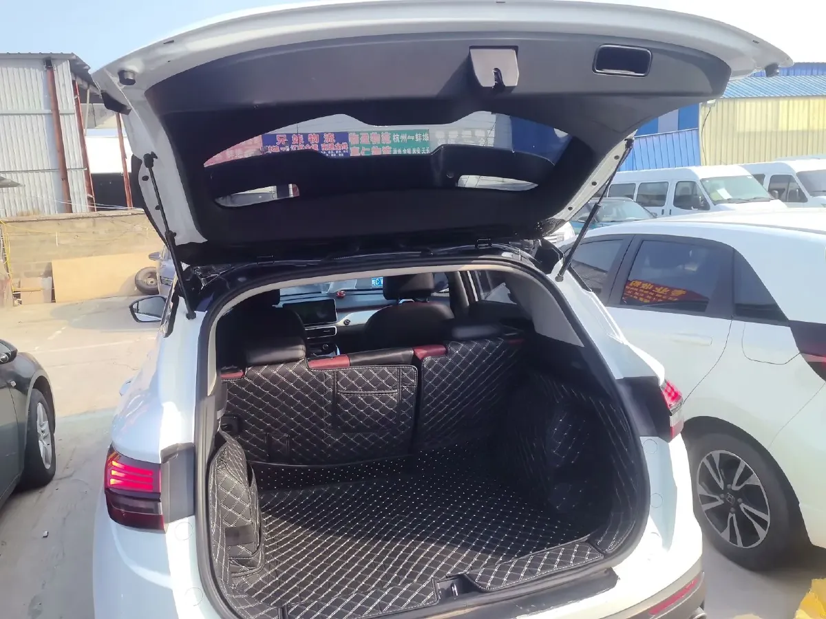 2021 Geely Coolray 1.4T 141HP L4 6DCT,autocango,china used car exporter,china ev exporter,chinese used car exporter,chinese used ev exporter