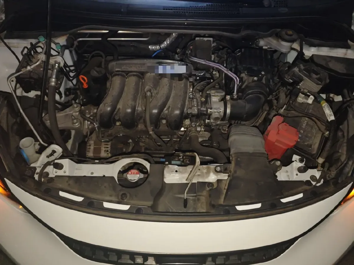 2021 Haval M6 1.5T 150HP L4 7DCT,autocango,china used car exporter,china ev exporter,chinese used car exporter,chinese used ev exporter