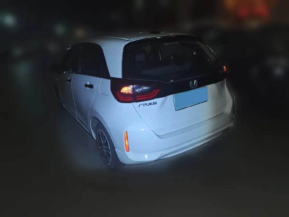 2021 Haval M6 1.5T 150HP L4 7DCT,autocango,china used car exporter,china ev exporter,chinese used car exporter,chinese used ev exporter