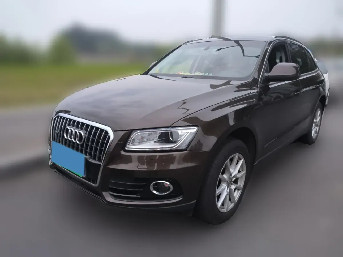 2015 Audi Q5 2.0T 224HP L4 8AT,autocango,china used car exporter,china ev exporter,chinese used car exporter,chinese used ev exporter