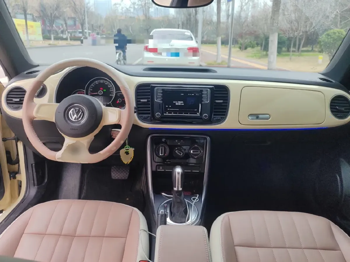 2018 Volkswagen Beetle 1.2T 105HP L4 7DCT,autocango,china used car exporter,china ev exporter,chinese used car exporter,chinese used ev exporter