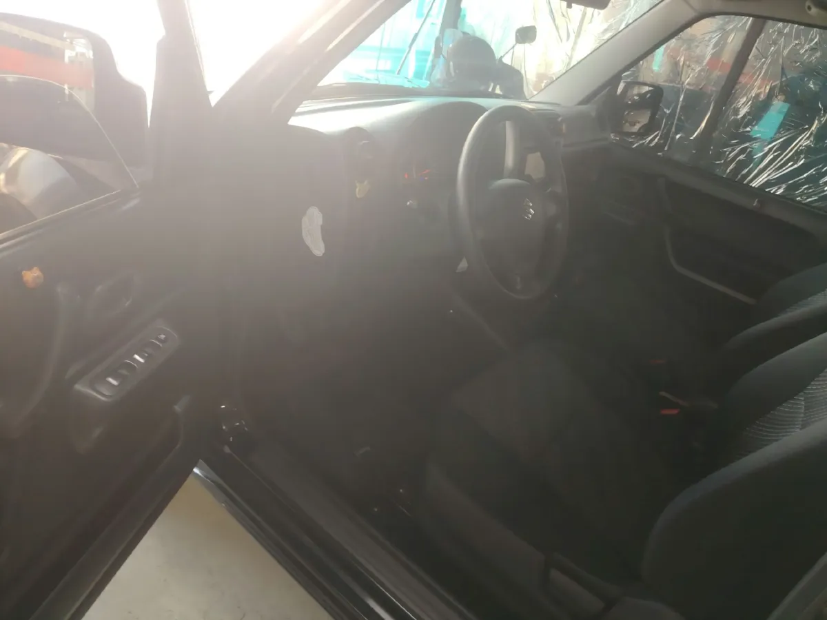 2015 Suzuki Jimny 1.3L 85HP L4 5MT,autocango,china used car exporter,china ev exporter,chinese used car exporter,chinese used ev exporter