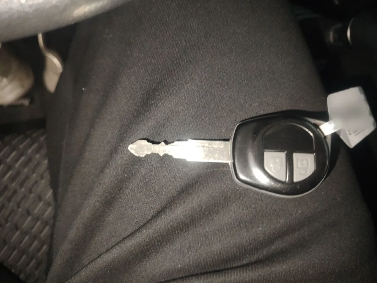 2015 Suzuki Jimny 1.3L 85HP L4 5MT,autocango,china used car exporter,china ev exporter,chinese used car exporter,chinese used ev exporter