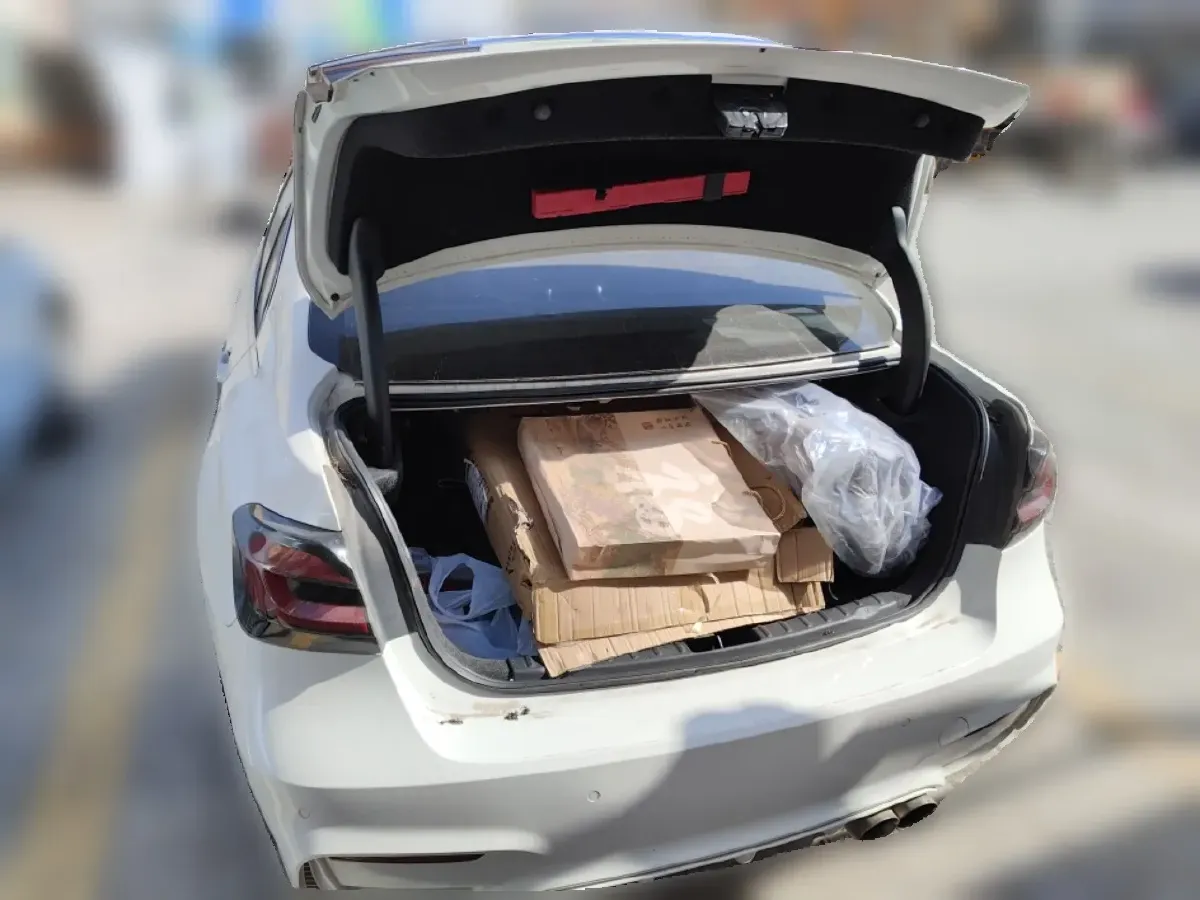 2014 BMW 3 Series 2.0T 184HP L4 8AT,autocango,china used car exporter,china ev exporter,chinese used car exporter,chinese used ev exporter