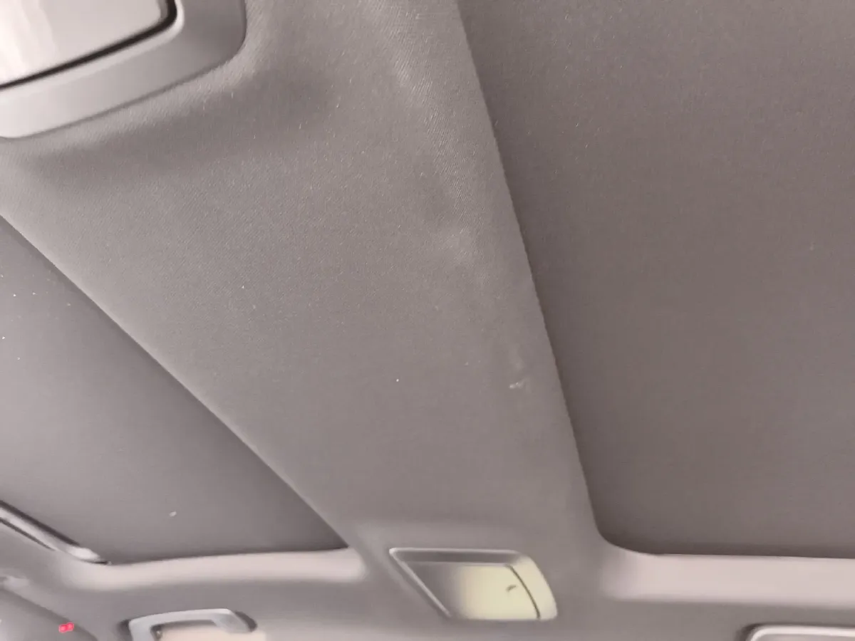 2022 BMW 5 Series 2.0T 184HP L4 8AT PHEV 17.7KWH,autocango,china used car exporter,china ev exporter,chinese used car exporter,chinese used ev exporter