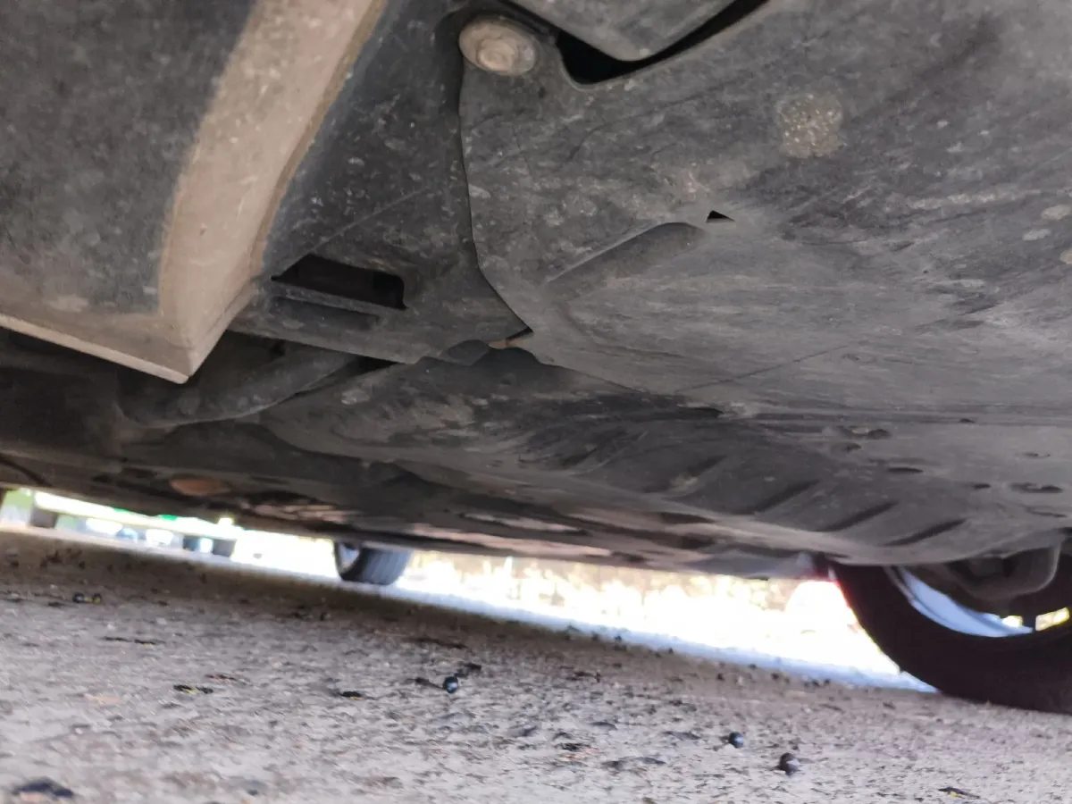 2022 BMW 5 Series 2.0T 184HP L4 8AT PHEV 17.7KWH,autocango,china used car exporter,china ev exporter,chinese used car exporter,chinese used ev exporter