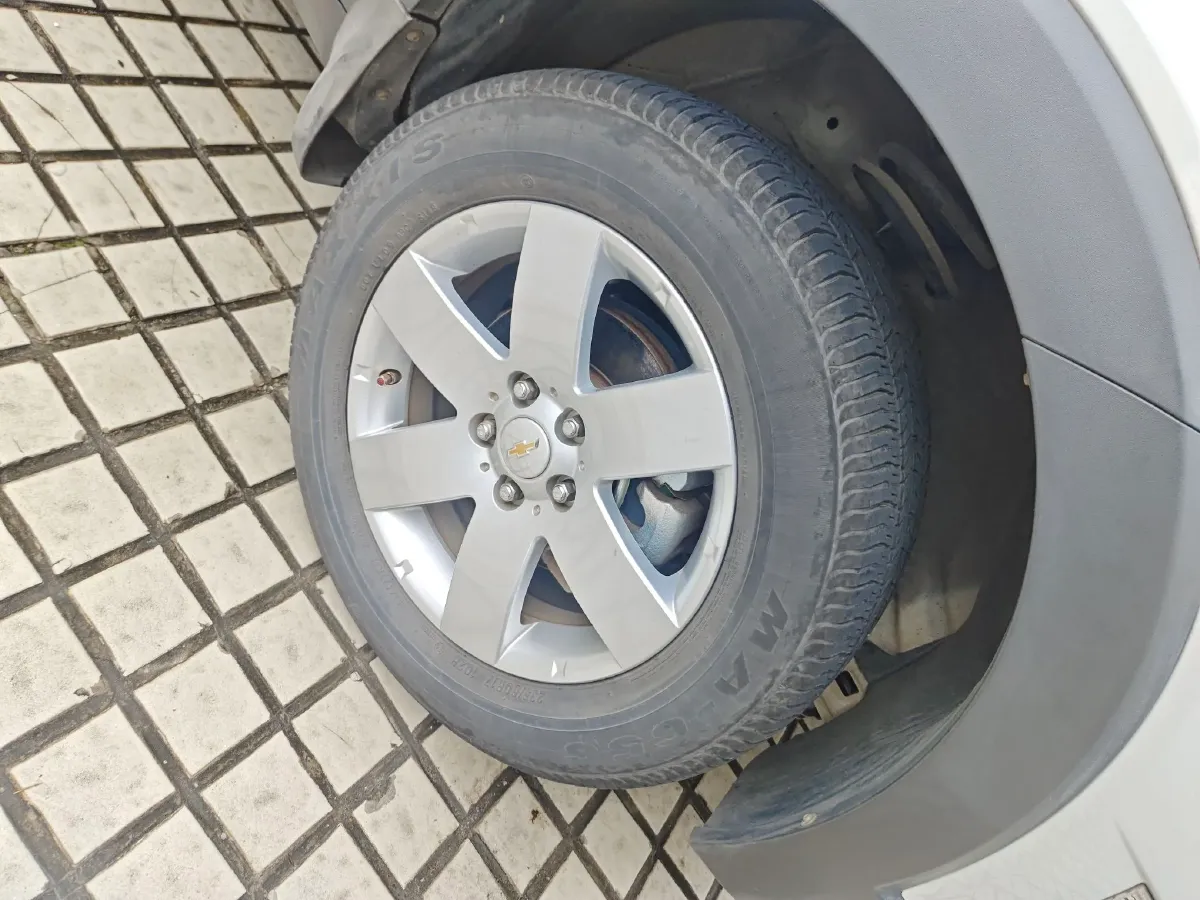 2014 Chevrolet Captiva 2.4L 167HP L4 6AT,autocango,china used car exporter,china ev exporter,chinese used car exporter,chinese used ev exporter