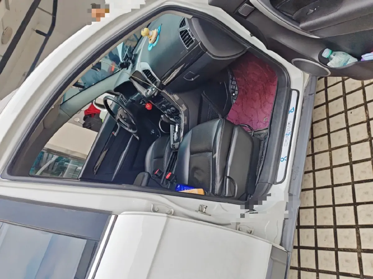 2014 Chevrolet Captiva 2.4L 167HP L4 6AT,autocango,china used car exporter,china ev exporter,chinese used car exporter,chinese used ev exporter