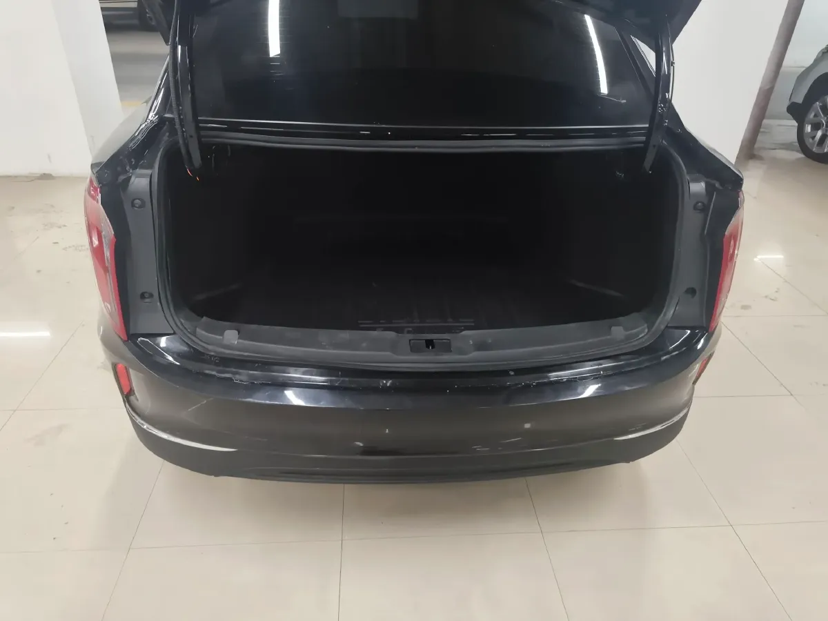 2023 HongQi E-QM5 BEV 54KWH,autocango,china used car exporter,china ev exporter,chinese used car exporter,chinese used ev exporter