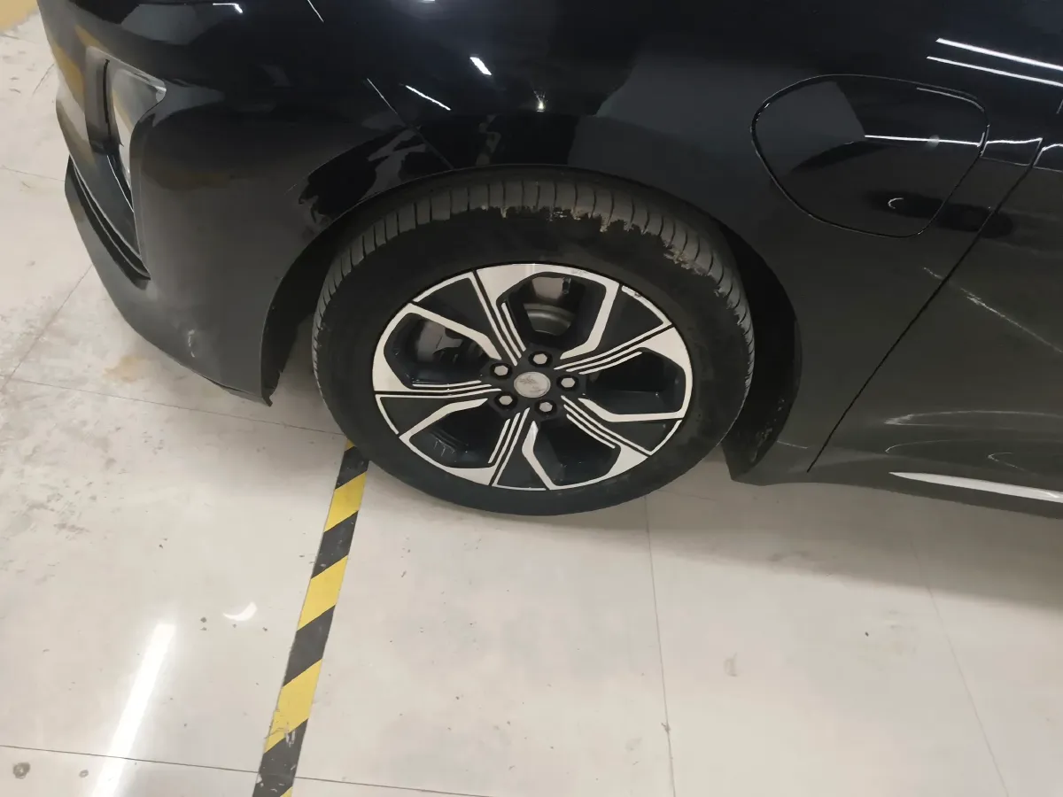 2023 HongQi E-QM5 BEV 54KWH,autocango,china used car exporter,china ev exporter,chinese used car exporter,chinese used ev exporter