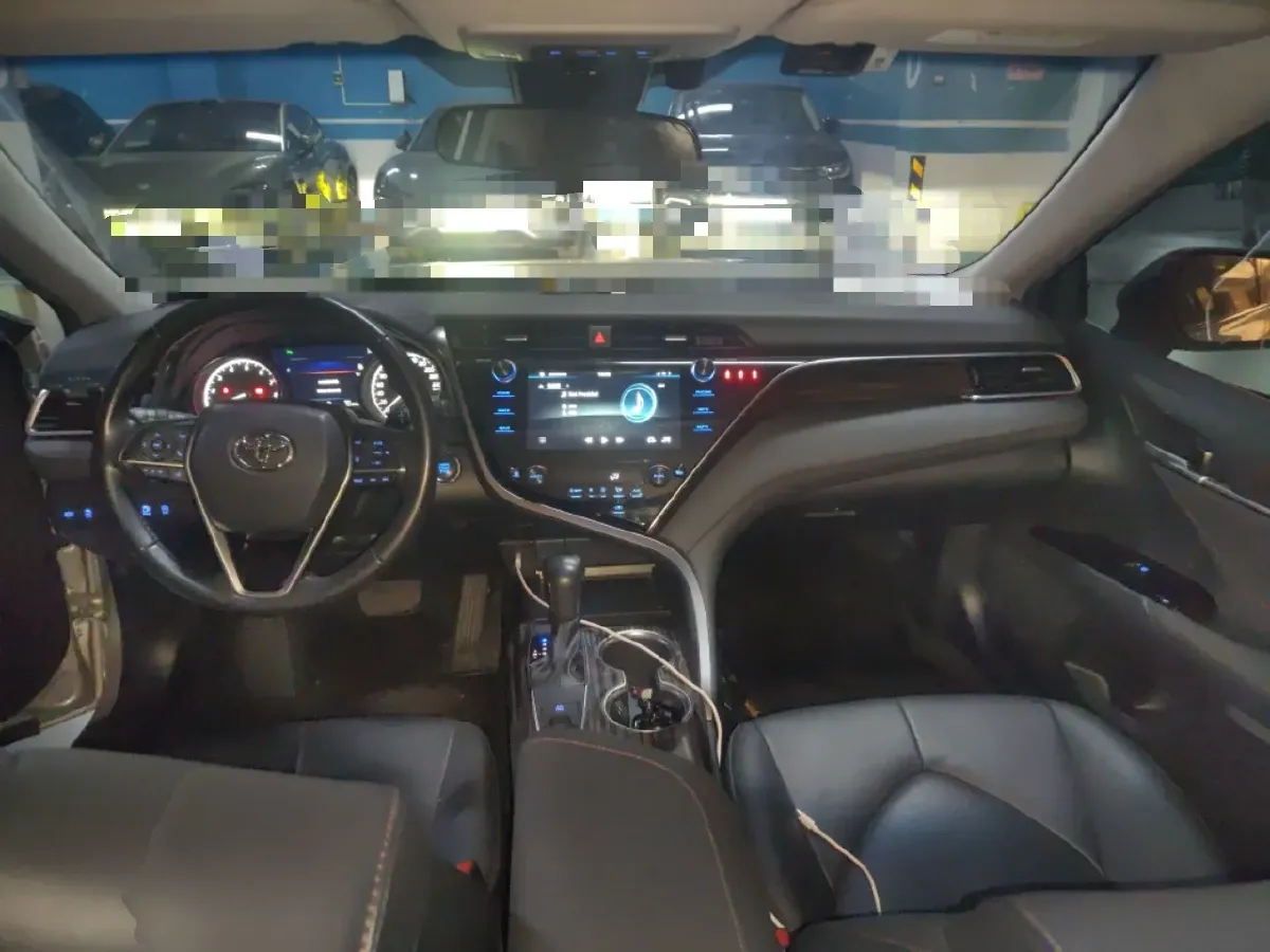 2019 Toyota Camry 2.0L 178HP L4 CVT,autocango,china used car exporter,china ev exporter,chinese used car exporter,chinese used ev exporter