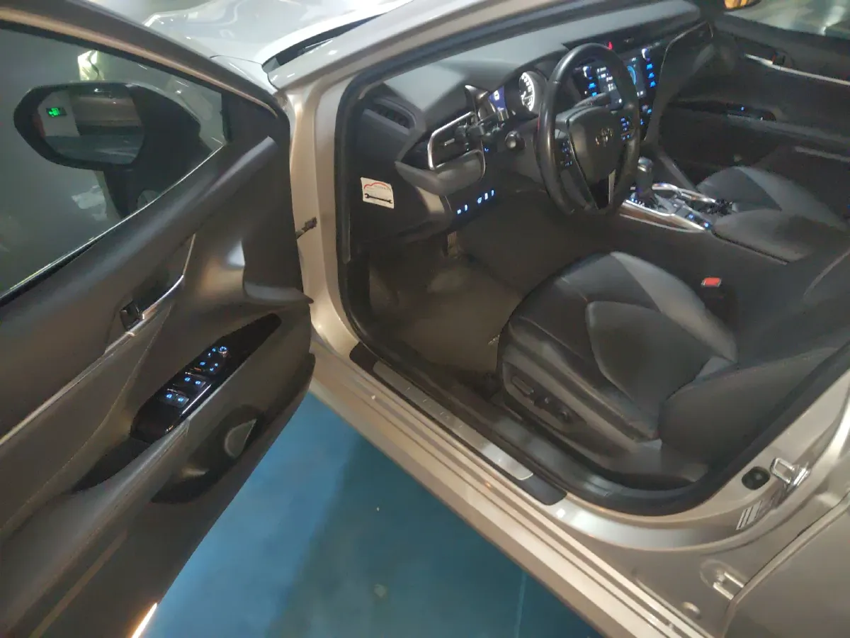 2019 Toyota Camry 2.0L 178HP L4 CVT,autocango,china used car exporter,china ev exporter,chinese used car exporter,chinese used ev exporter