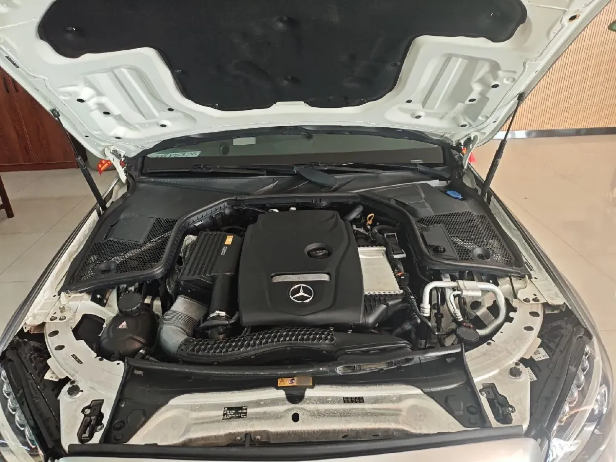 2018 Mercedes-Benz C Class 2.0T 184HP L4 9AT,autocango,china used car exporter,china ev exporter,chinese used car exporter,chinese used ev exporter