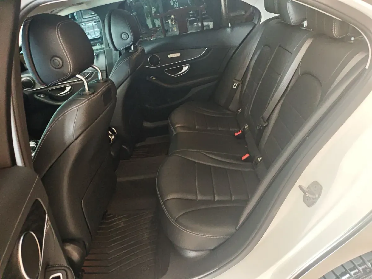 2018 Mercedes-Benz C Class 2.0T 184HP L4 9AT,autocango,china used car exporter,china ev exporter,chinese used car exporter,chinese used ev exporter