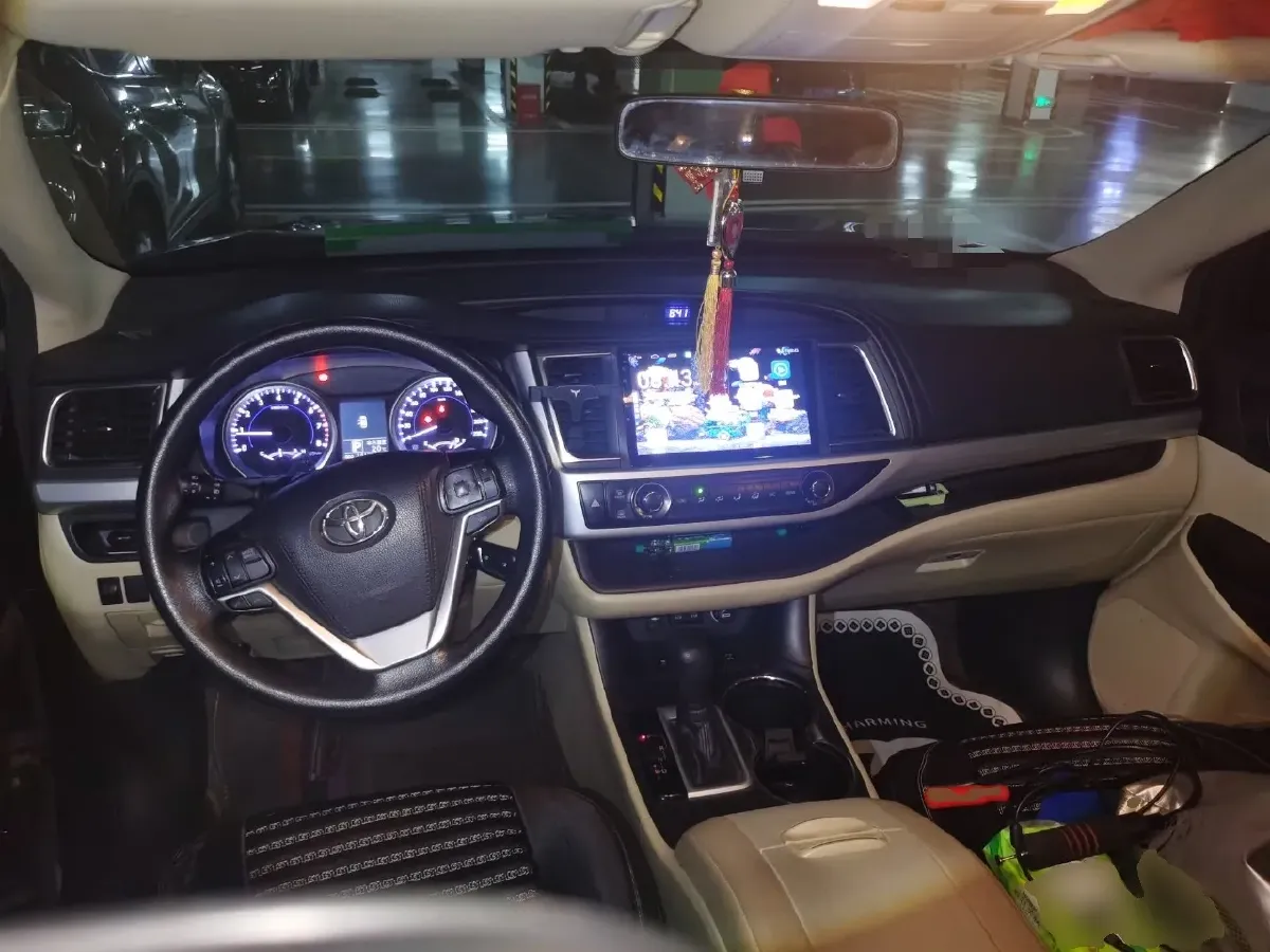 2018 Toyota Highlander 2.0T 220HP L4 6AT,autocango,china used car exporter,china ev exporter,chinese used car exporter,chinese used ev exporter