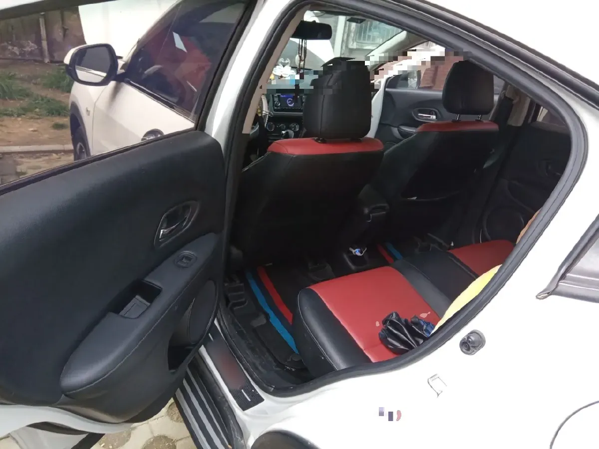 2017 Honda Vezel 1.8L 136HP L4 CVT,autocango,china used car exporter,china ev exporter,chinese used car exporter,chinese used ev exporter