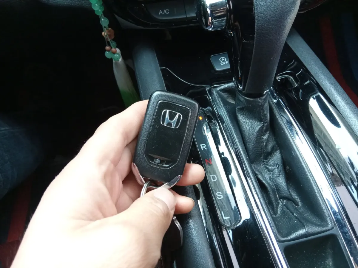 2017 Honda Vezel 1.8L 136HP L4 CVT,autocango,china used car exporter,china ev exporter,chinese used car exporter,chinese used ev exporter