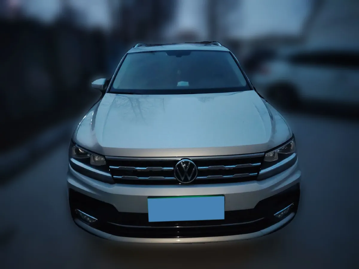 2021 Ford New Era Transit 2.2T 140HP L4 6AMT,autocango,china used car exporter,china ev exporter,chinese used car exporter,chinese used ev exporter