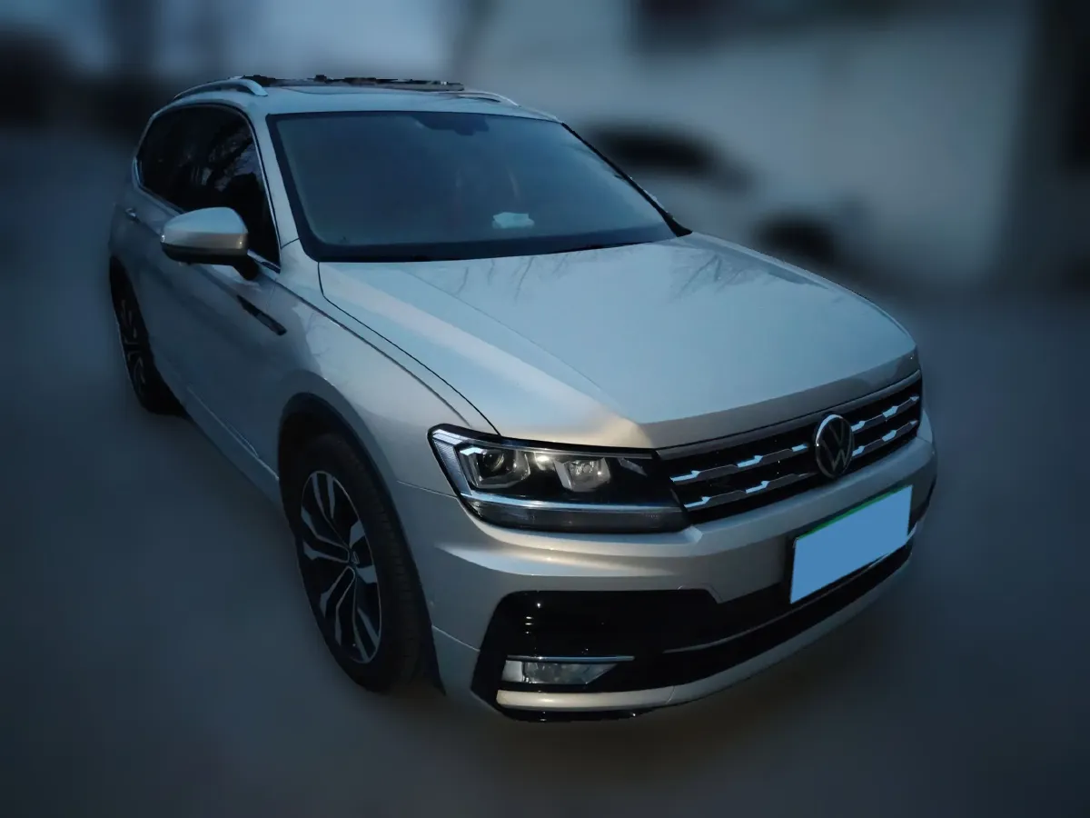 2021 Ford New Era Transit 2.2T 140HP L4 6AMT,autocango,china used car exporter,china ev exporter,chinese used car exporter,chinese used ev exporter