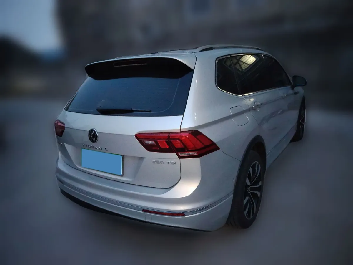 2021 Ford New Era Transit 2.2T 140HP L4 6AMT,autocango,china used car exporter,china ev exporter,chinese used car exporter,chinese used ev exporter