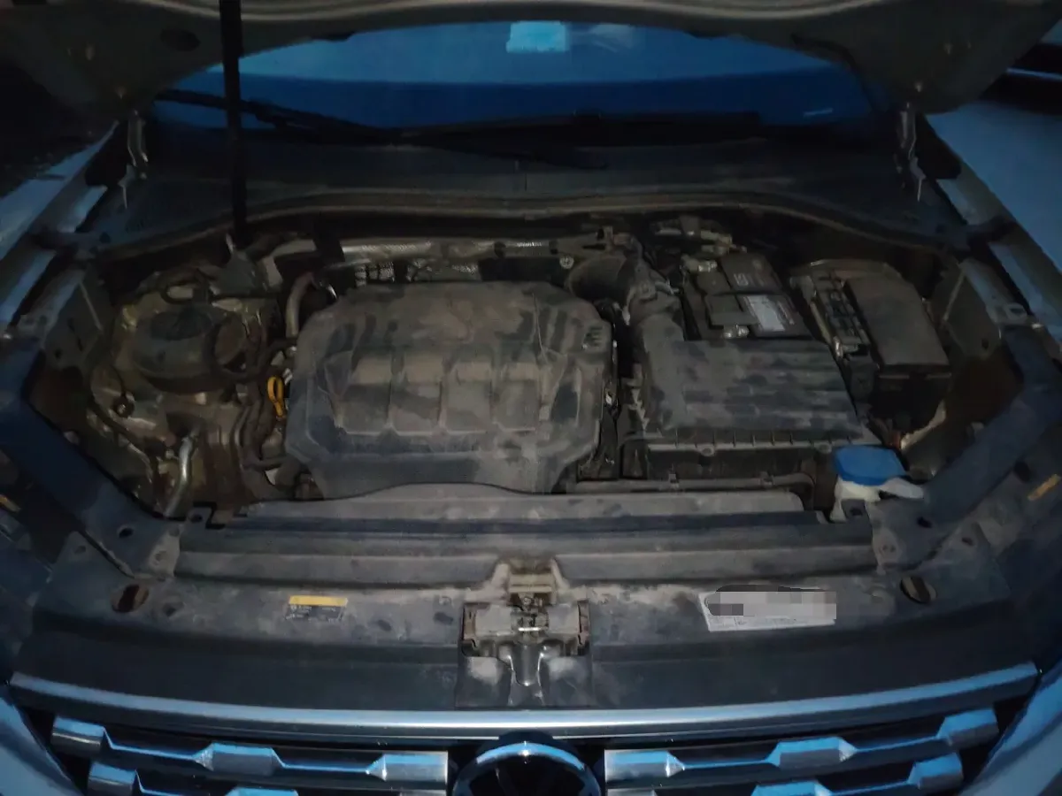 2021 Ford New Era Transit 2.2T 140HP L4 6AMT,autocango,china used car exporter,china ev exporter,chinese used car exporter,chinese used ev exporter