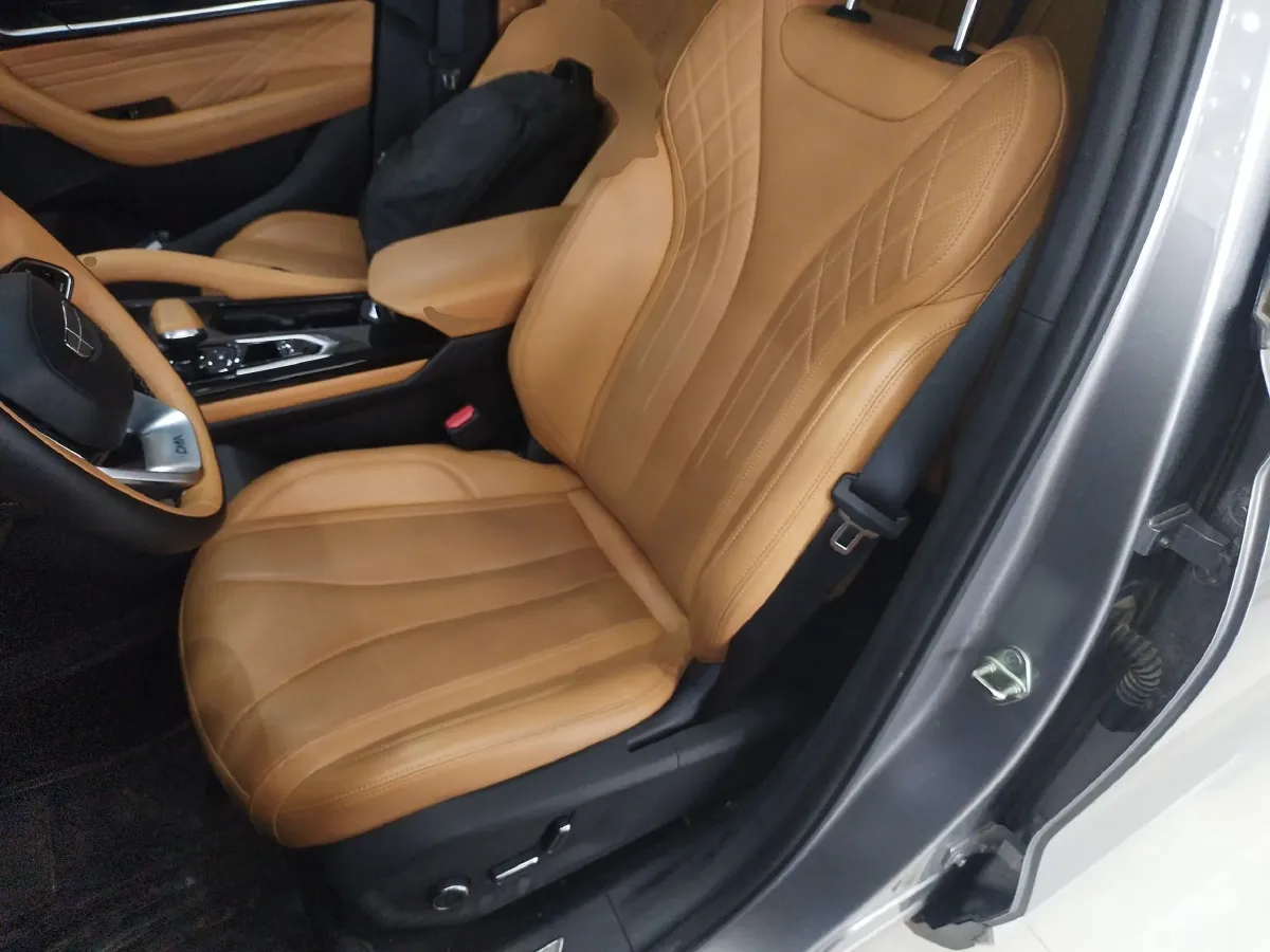 2024 Geely Monjaro 1.5T 163HP L4 3DHT Hybrid,autocango,china used car exporter,china ev exporter,chinese used car exporter,chinese used ev exporter