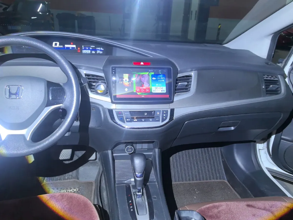 2017 Honda Jade 1.8L 141HP L4 5AT,autocango,china used car exporter,china ev exporter,chinese used car exporter,chinese used ev exporter