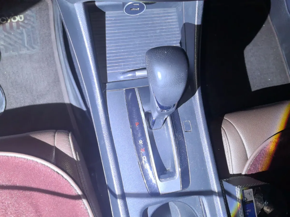 2017 Honda Jade 1.8L 141HP L4 5AT,autocango,china used car exporter,china ev exporter,chinese used car exporter,chinese used ev exporter