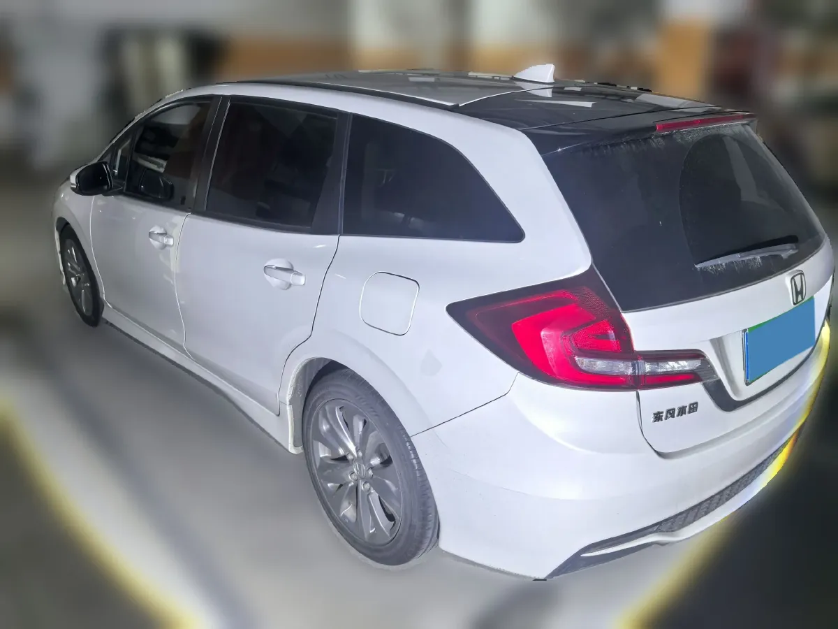 2017 Honda Jade 1.8L 141HP L4 5AT,autocango,china used car exporter,china ev exporter,chinese used car exporter,chinese used ev exporter