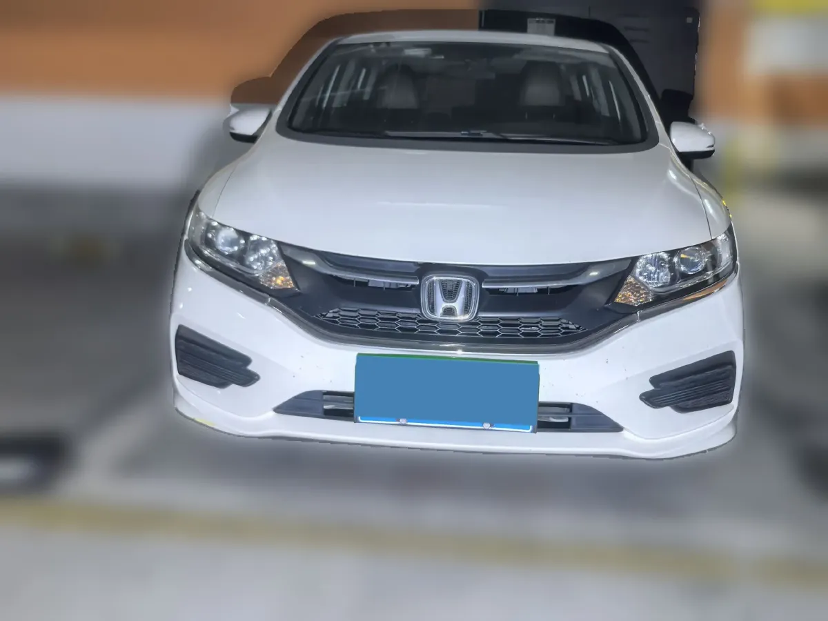 2017 Honda Jade 1.8L 141HP L4 5AT,autocango,china used car exporter,china ev exporter,chinese used car exporter,chinese used ev exporter