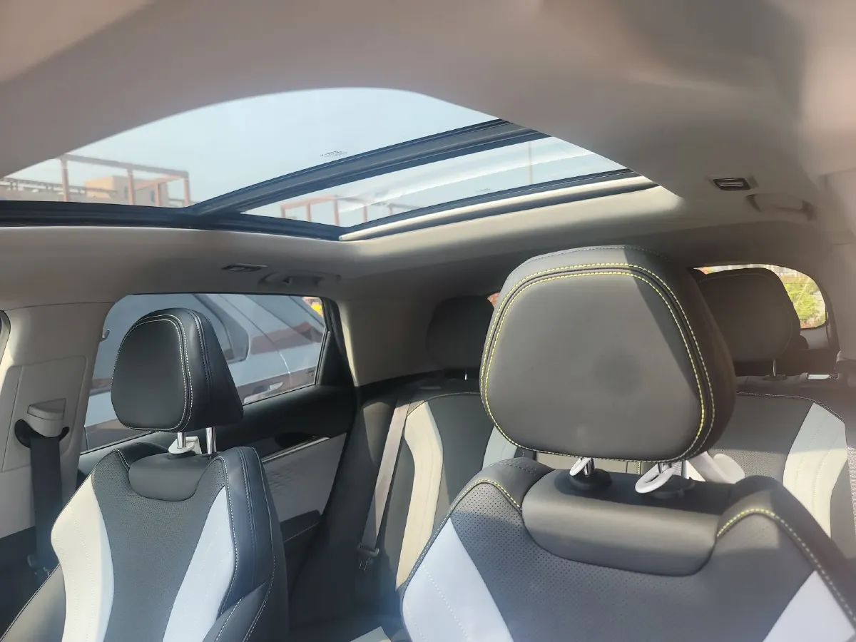 2023 Geely Coolray 1.5T 181HP L4 7DCT,autocango,china used car exporter,china ev exporter,chinese used car exporter,chinese used ev exporter