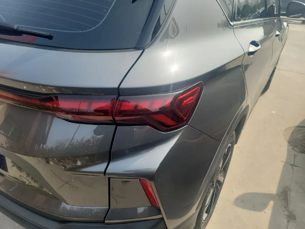 2023 Geely Coolray 1.5T 181HP L4 7DCT,autocango,china used car exporter,china ev exporter,chinese used car exporter,chinese used ev exporter