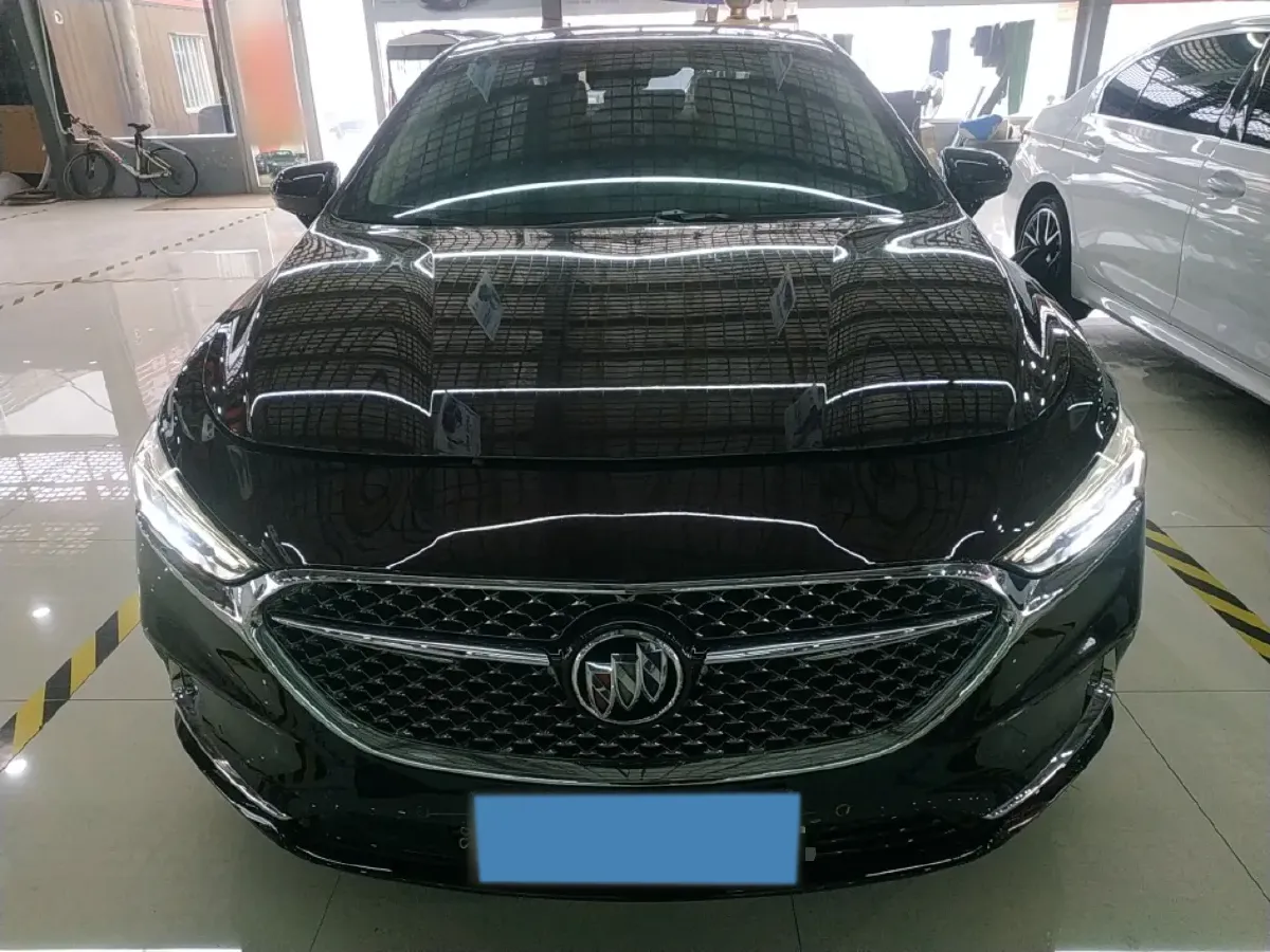 2022 HongQi HS7 2.0T 252HP L4 7DCT,autocango,china used car exporter,china ev exporter,chinese used car exporter,chinese used ev exporter