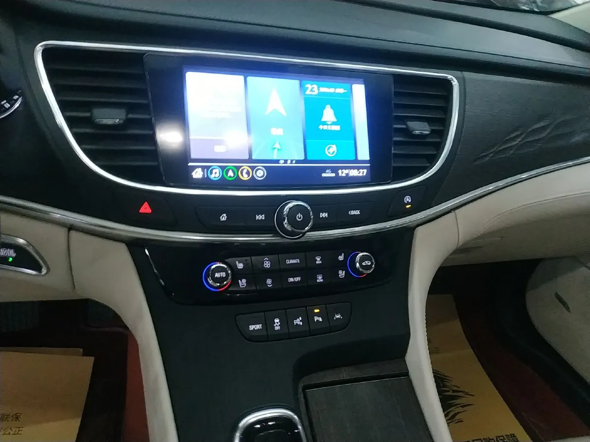 2022 HongQi HS7 2.0T 252HP L4 7DCT,autocango,china used car exporter,china ev exporter,chinese used car exporter,chinese used ev exporter