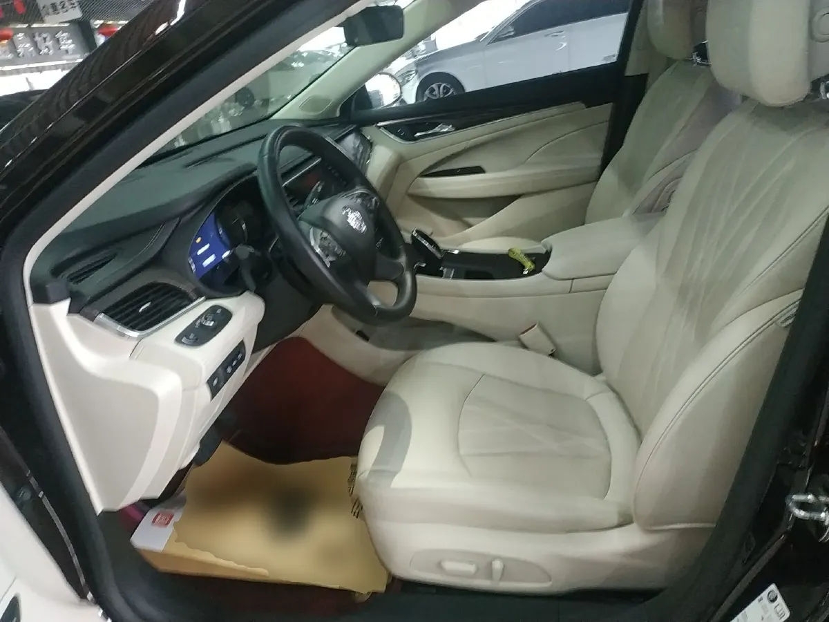 2022 HongQi HS7 2.0T 252HP L4 7DCT,autocango,china used car exporter,china ev exporter,chinese used car exporter,chinese used ev exporter