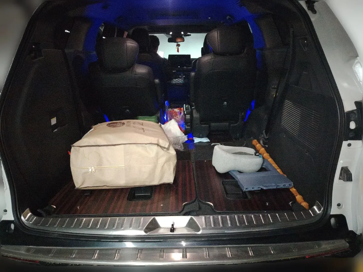 2021 Toyota Sienna 2.5L 192HP L4 E-CVT Hybrid,autocango,china used car exporter,china ev exporter,chinese used car exporter,chinese used ev exporter